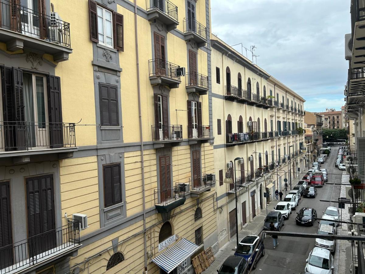 Soft House - Vacanze In Centro - Palermo Exterior photo